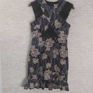 Three Floor Black and Cream Lace Dress Size 8